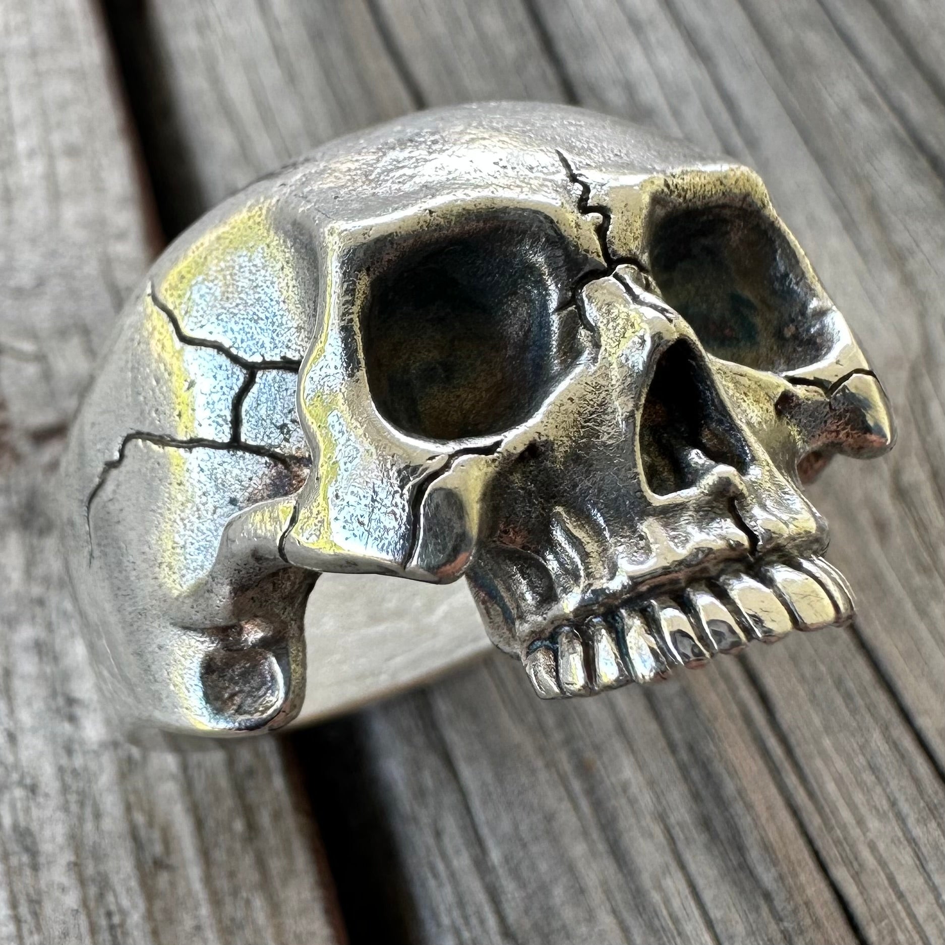 Silver Half-Skull Ring – de Luxe Standard®