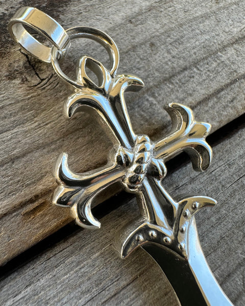 Sworn Cross | Silver